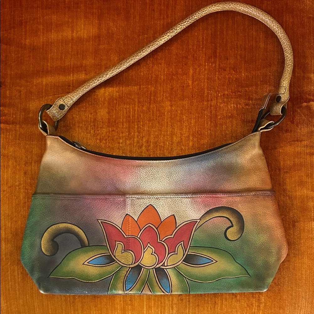 Anuschka hand-painted genuine leather bag featuring floral lotus artwork. - Picture 2 of 12